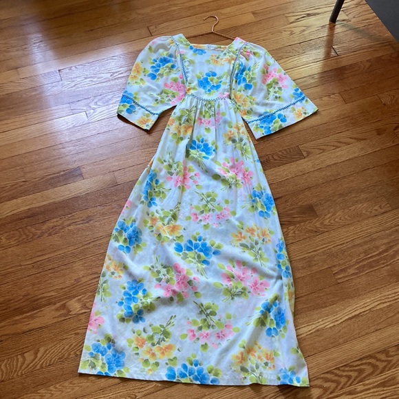 Vintage | Dresses | Vintage Floral Maxi Dress | Poshmark